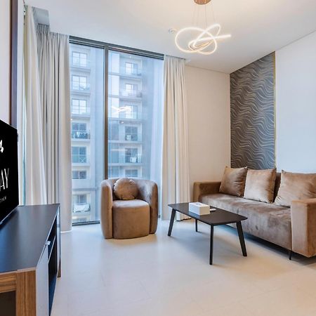 Stay By Latinem Luxury 1Br Plus Study Holiday Home Cv A2712 Near Downtown Dubai Exterior photo