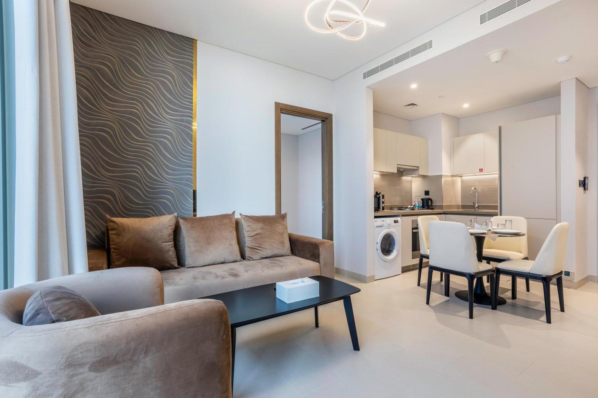 Stay By Latinem Luxury 1Br Plus Study Holiday Home Cv A2712 Near Downtown Dubai Exterior photo
