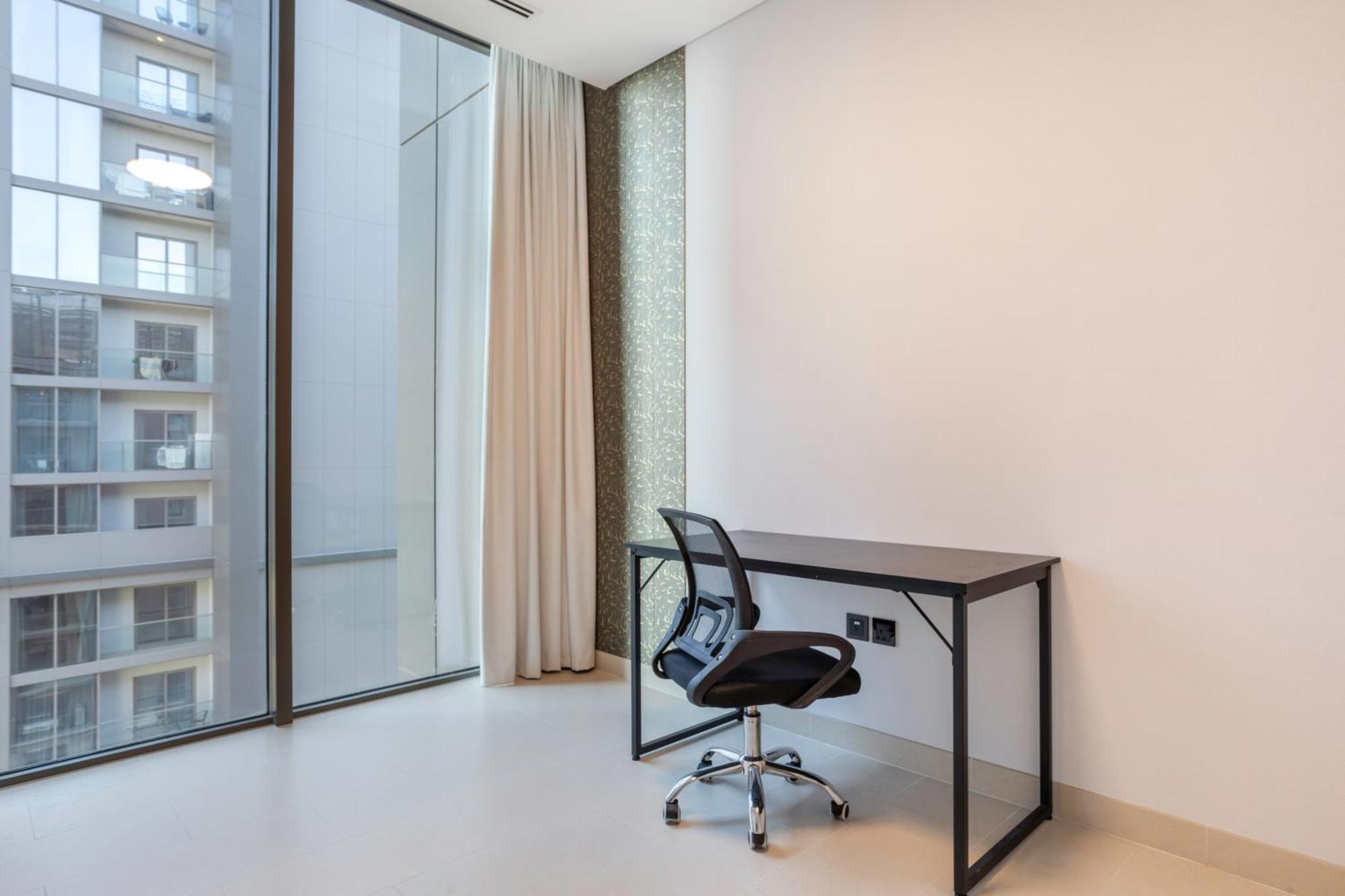 Stay By Latinem Luxury 1Br Plus Study Holiday Home Cv A2712 Near Downtown Dubai Exterior photo